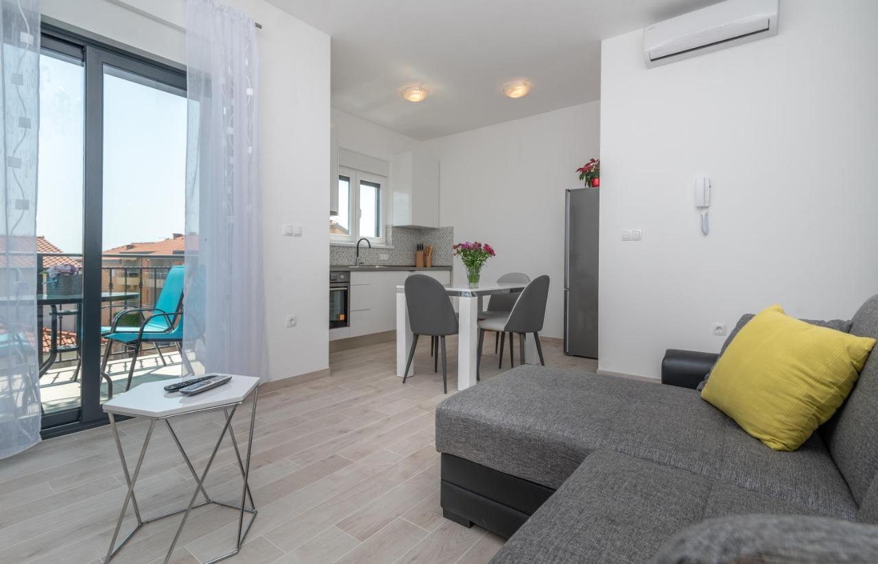 Pjer Apartmán *